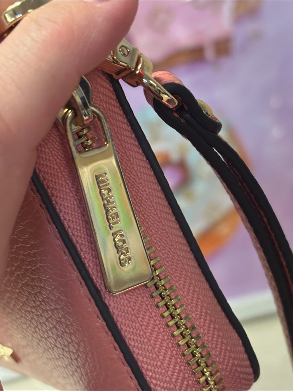 Michael Kors Coral Zip-Around Wristlet Wallet NWOT - Picture 8 of 11